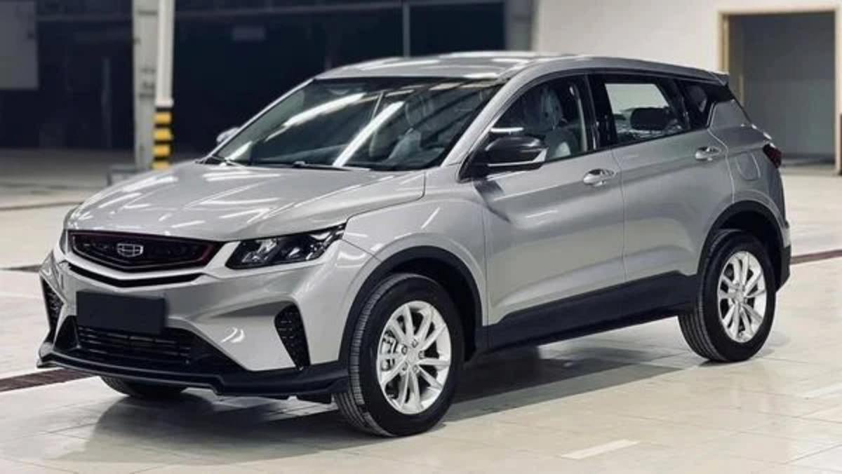 Nam mạng tuổi Tân Tỵ 2001 thuộc mệnh Kim, nên mua xe màu trắng, xám, ghi bạc