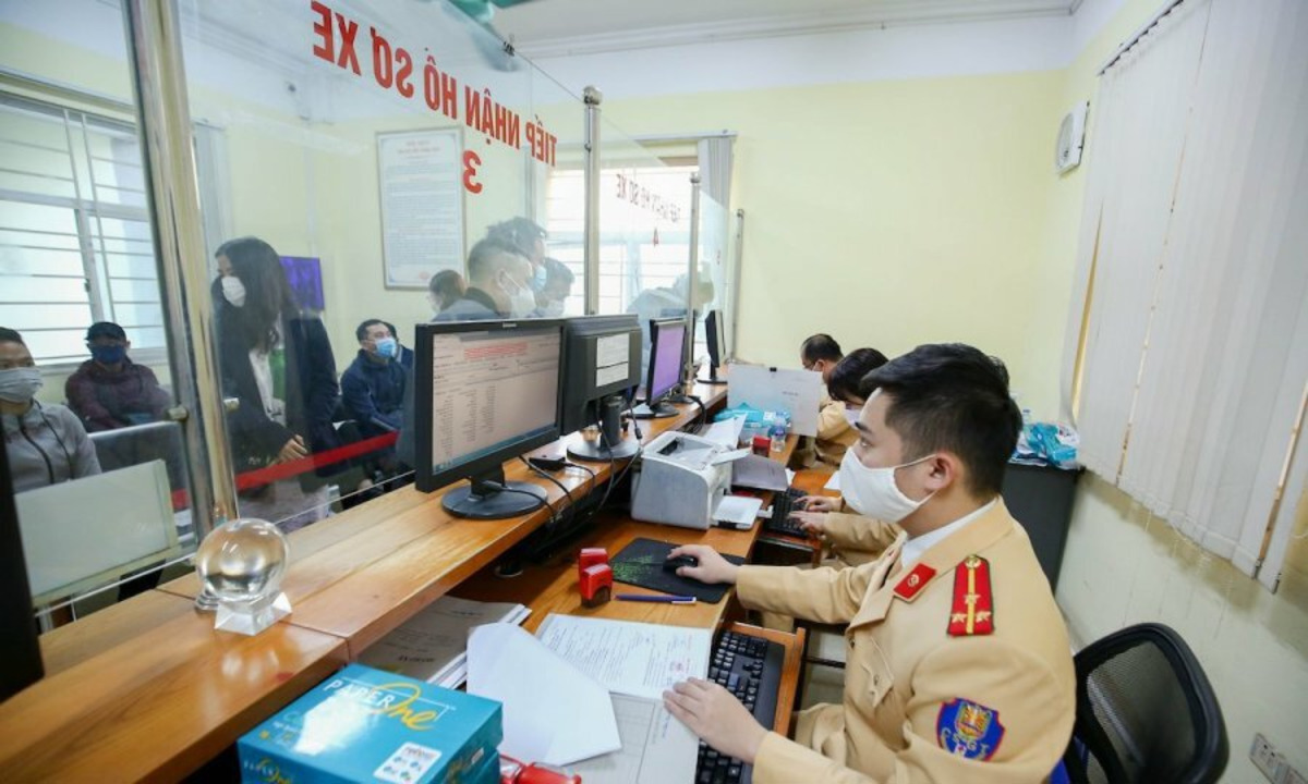 Phí đăng ký biển số xe là khoản phí cần nộp khi làm thủ tục đăng ký xe mới